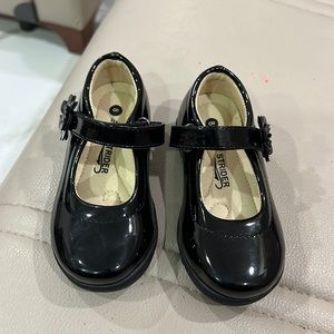 Black Elegant School Shoes. Brand New. Never worn. Size 8 For Toddlers.